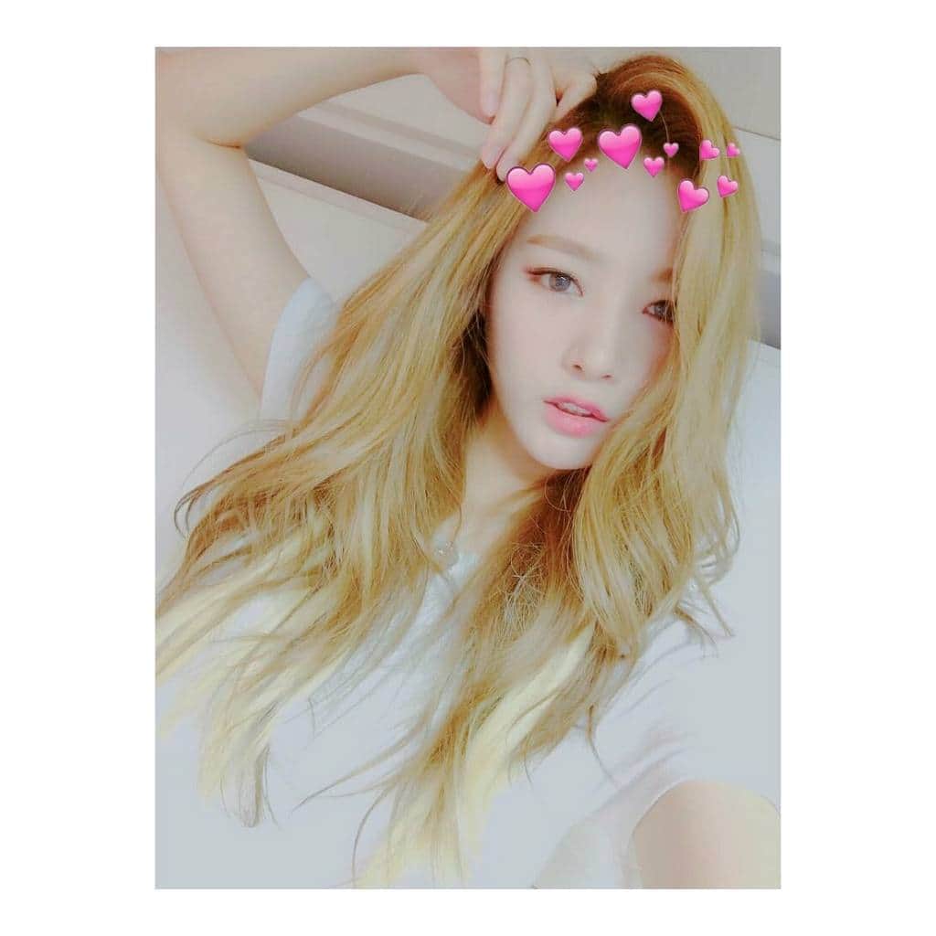 ウジュ のインスタグラム