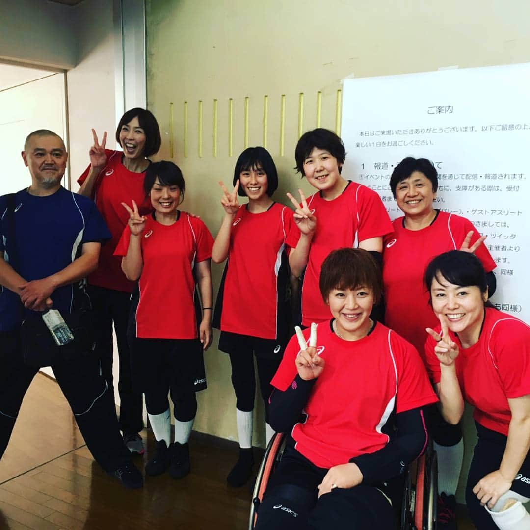 大林素子のインスタグラム：「シッティングバレー日本代表チーム！ 四年後の今日は、東京パラリンピックの開幕日」