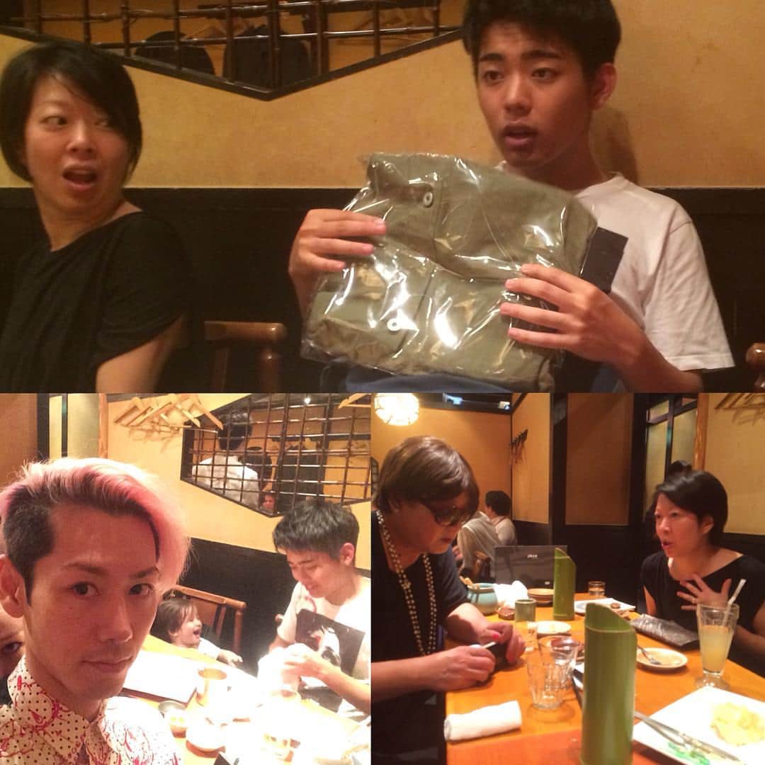 小林尊のインスタグラム：「大毅のバースデー🎂🎁 Daiki's birthday.  勉強頑張れ。来年ニューヨークで待ってる！hope to see him in NY next year.」