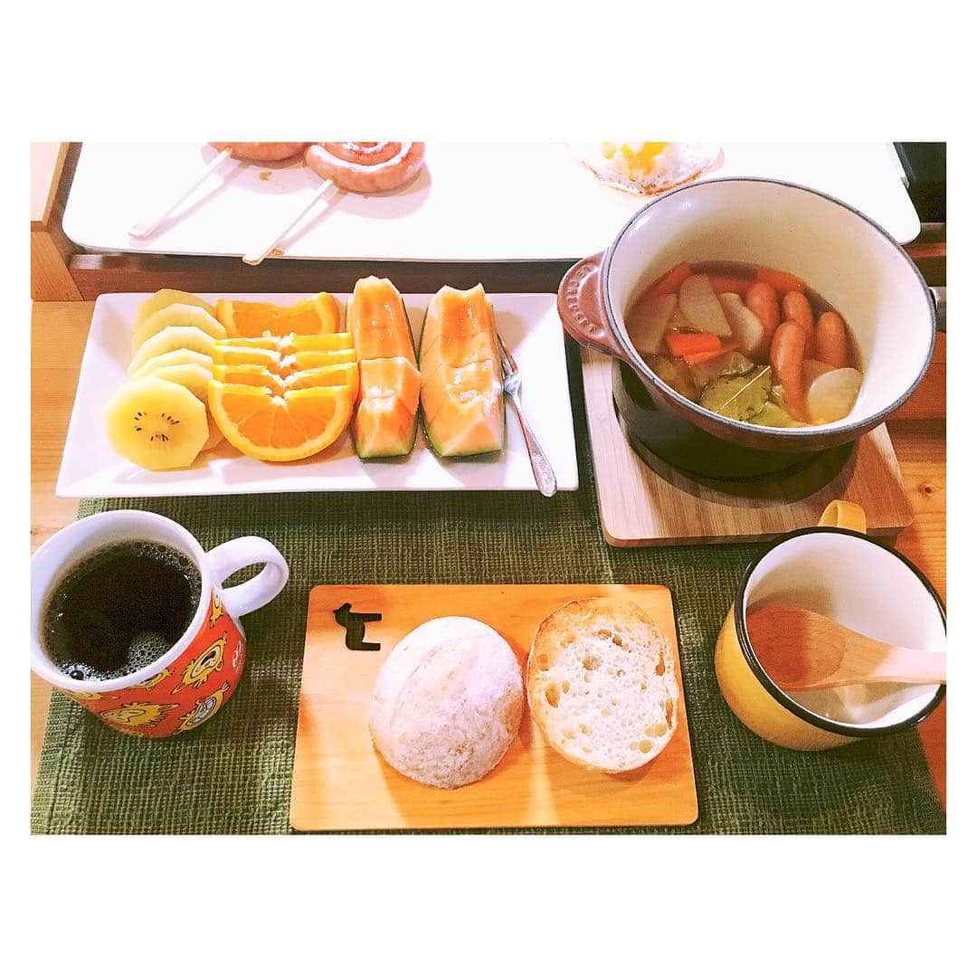 吉田知那美さんのインスタグラム写真 - (吉田知那美Instagram)「#breakfast #最近の朝ごはん ・ ・ リオオリンピックお土産のマグカップ。 インスタにあげてよ とのご用命だったので☕️ #お疲れさまでした ・ ・ #cooking #morning #RioOlympic」8月26日 15時58分 - chinami1991