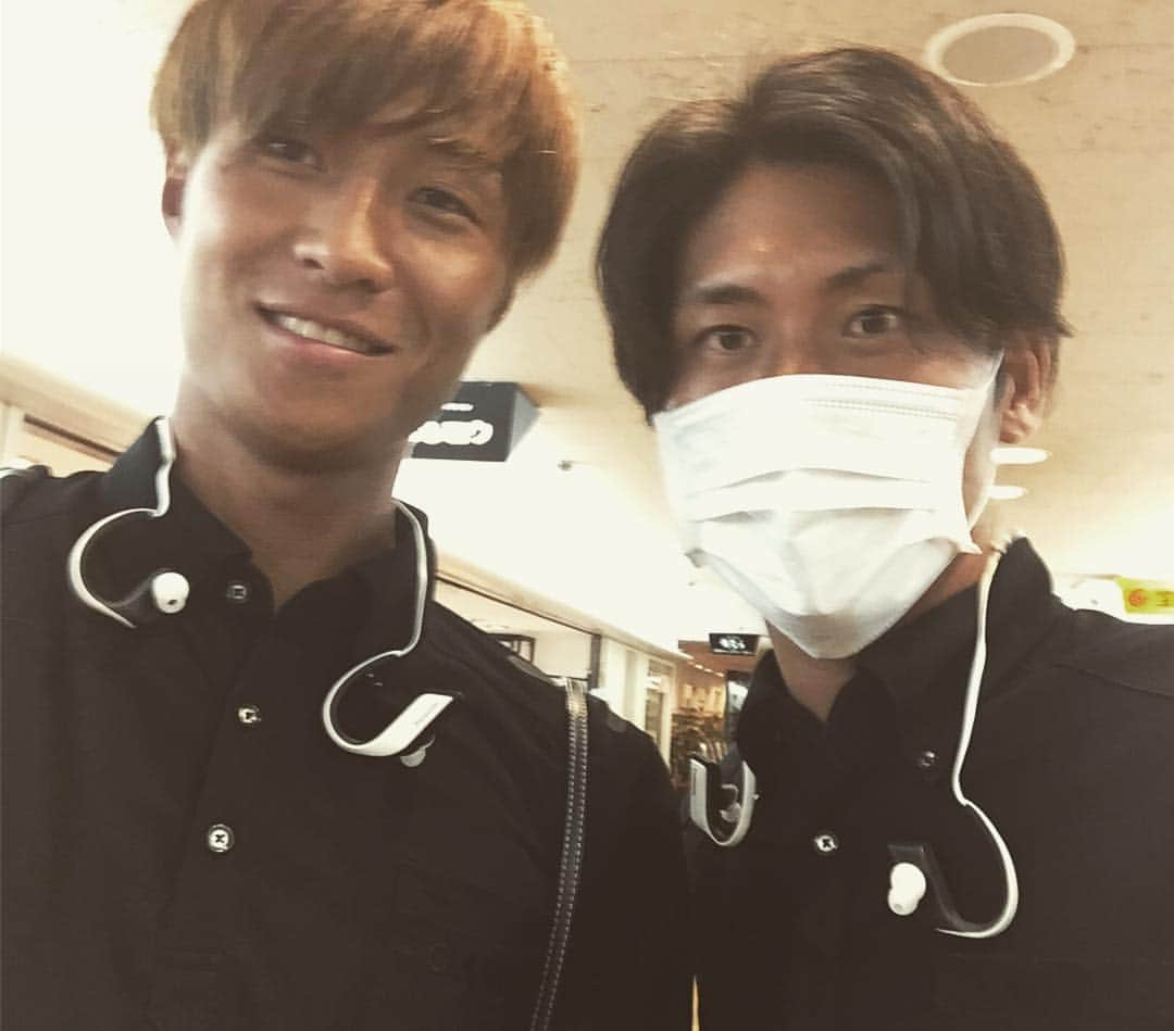 西野貴治のインスタグラム：「#湘南戦勝利#panasonicwings#白#お揃い」