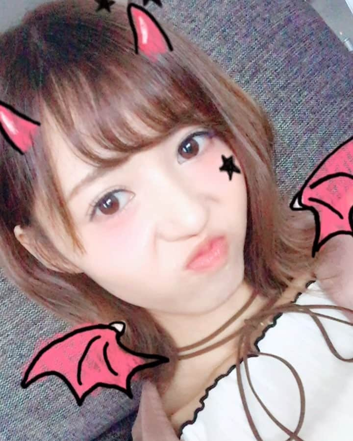 希志あいののインスタグラム：「😈💓😈 #引っ掻き回す悪魔w #途中から恥ずかしくなってるw」