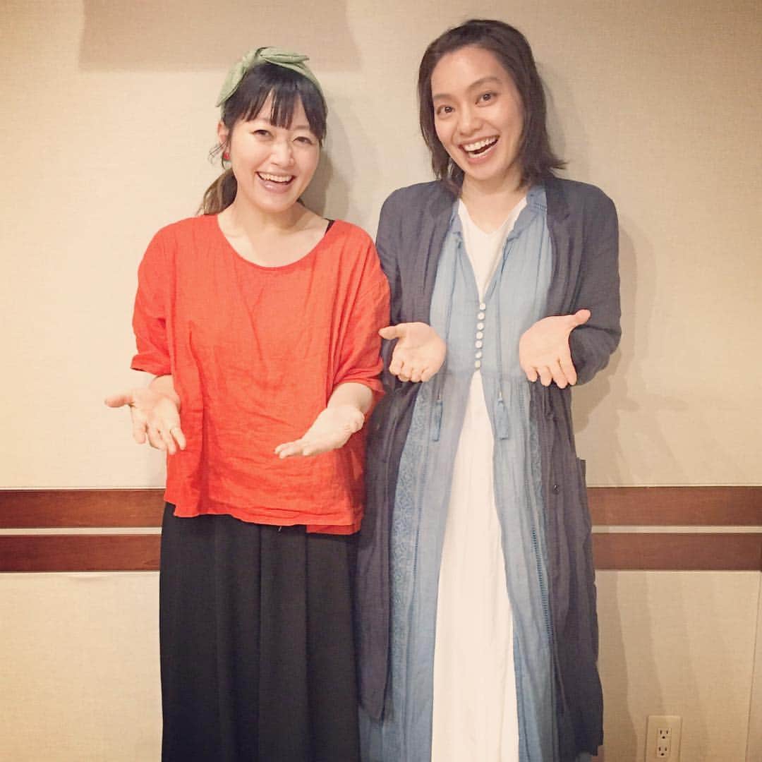 坂本美雨さんのインスタグラム写真 - (坂本美雨Instagram)「今日の #ディアフレンズ は#Cocco さん！こんなにひょうきんな方だったなんて…☺️ このあと11時からです。 #tokyofm」8月29日 10時56分 - miu_sakamoto