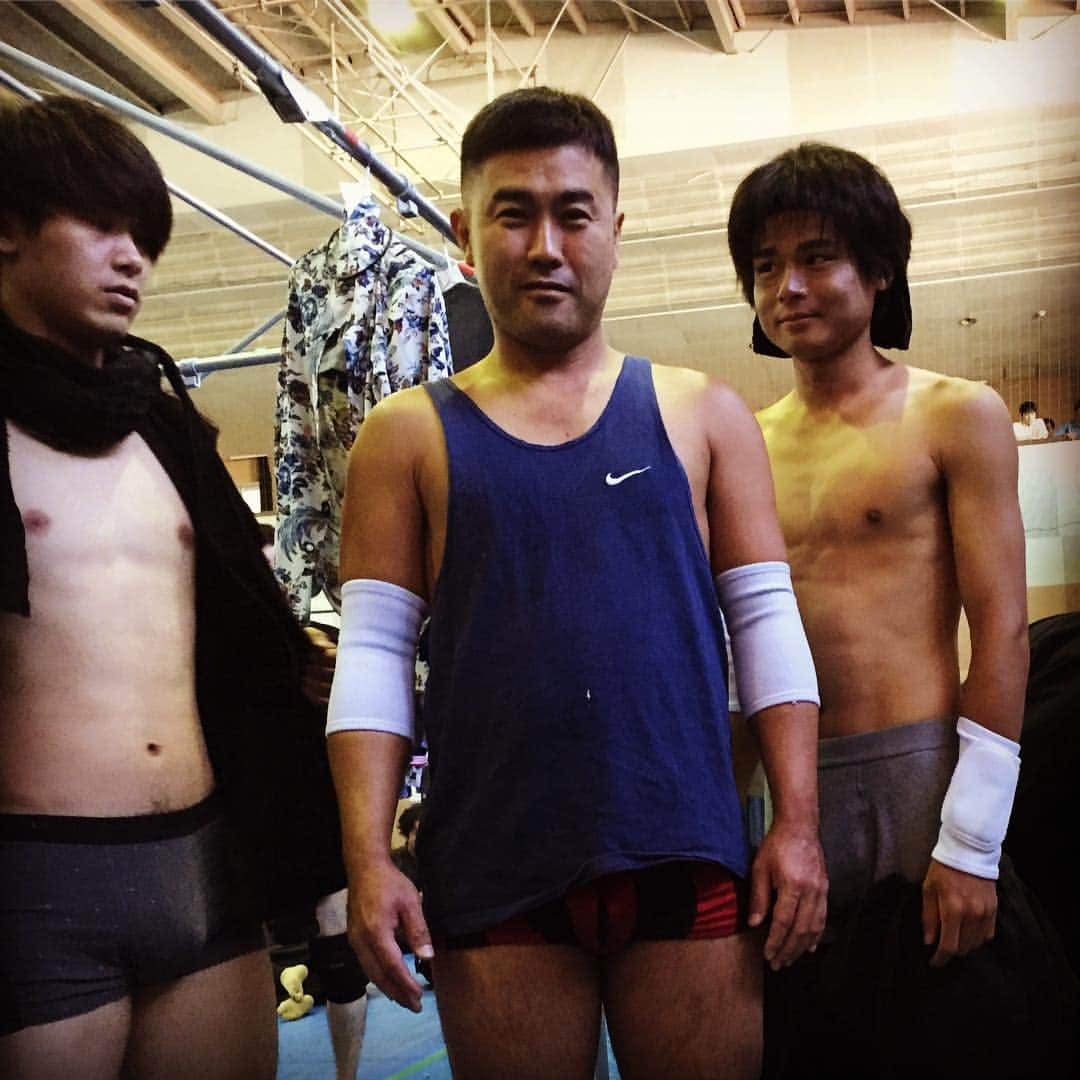 一三さんのインスタグラム写真 - (一三Instagram)「今朝の一三と，イケメン俳優たちのイカした股間♪(´ε｀ )  現在，長野は18℃！(◎_◎;) #イケメン #俳優 #役者 #actor #股間 #モッコリ #もっこり #ちんこ #チンコ #チンポ #キンタマ # 金玉 #長野 #映画 #cinema #撮影 ...