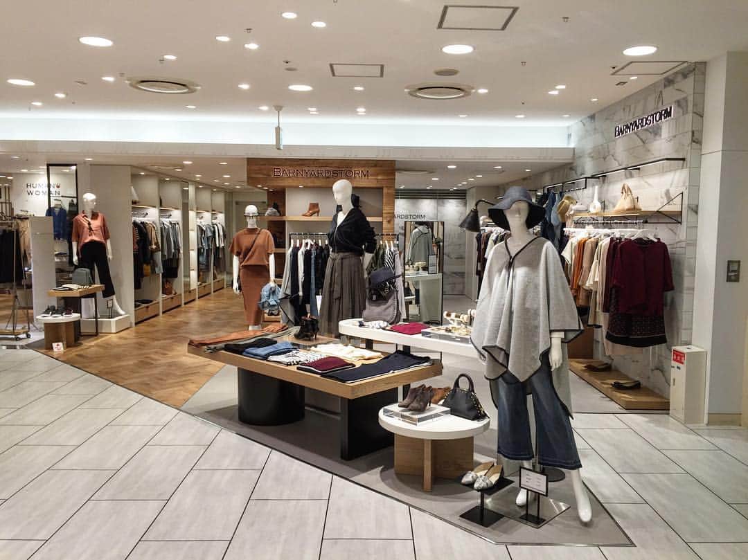 BARNYARDSTORM officialのグルメインスタ