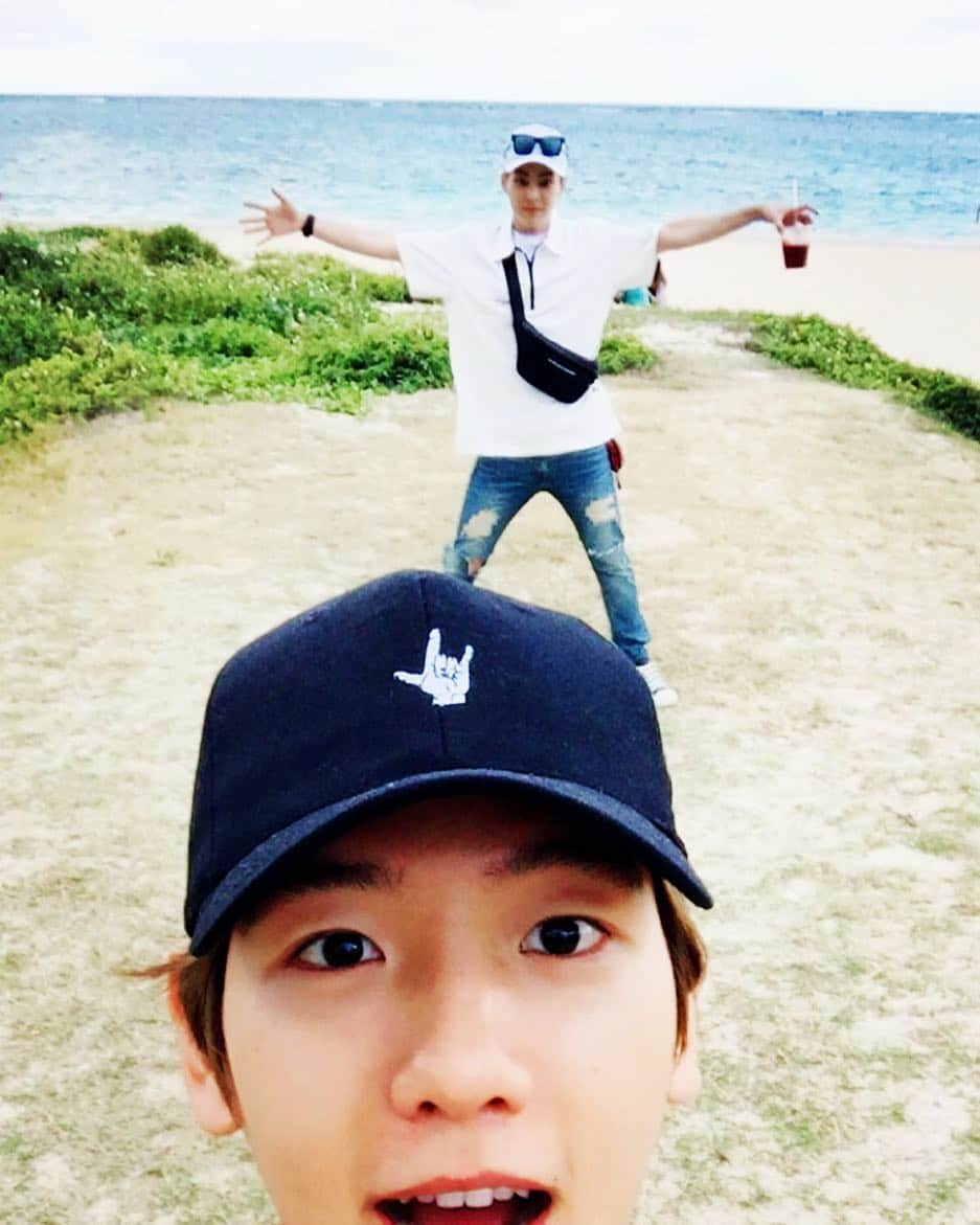 ベクヒョンさんのインスタグラム写真 - (ベクヒョンInstagram)「#Hawaii #멍냥」9月1日 18時53分 - baekhyunee_exo