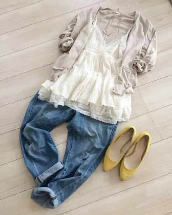mbokのインスタグラム：「ungrid ストライプ柄キャミソールブラウス  http://www.mbok.jp/item/item_488610777.html  #coordinate  #fashion  #photo  #モバオク  #オークション  #置き画  #置き画くら部  #置き画倶楽部  #ungrid  #キャミソール #ストライプ #パンプス #デニム #カーディガン #コーデ #コーディネート #今日のコーデ #今日の服  #おしゃれな人と繋がりたい  #お洒落さんと繋がりたい  #ファッション #洋服 #ootd #outfit」