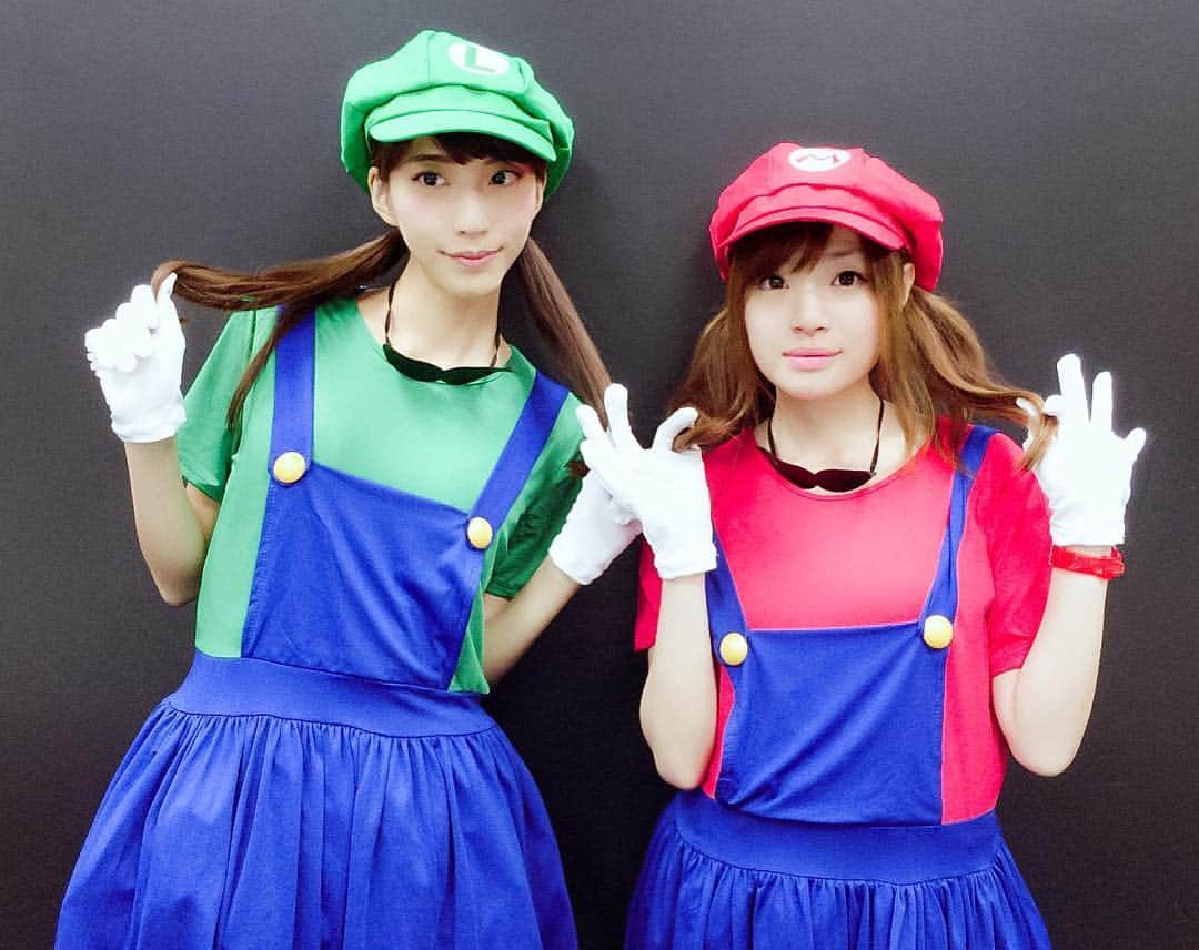 工藤麻美子のインスタグラム：「先週のLINELIVE生放送でのコスプレ！ルイージ大好き😍 #マリオ #ルイージ #任天堂」