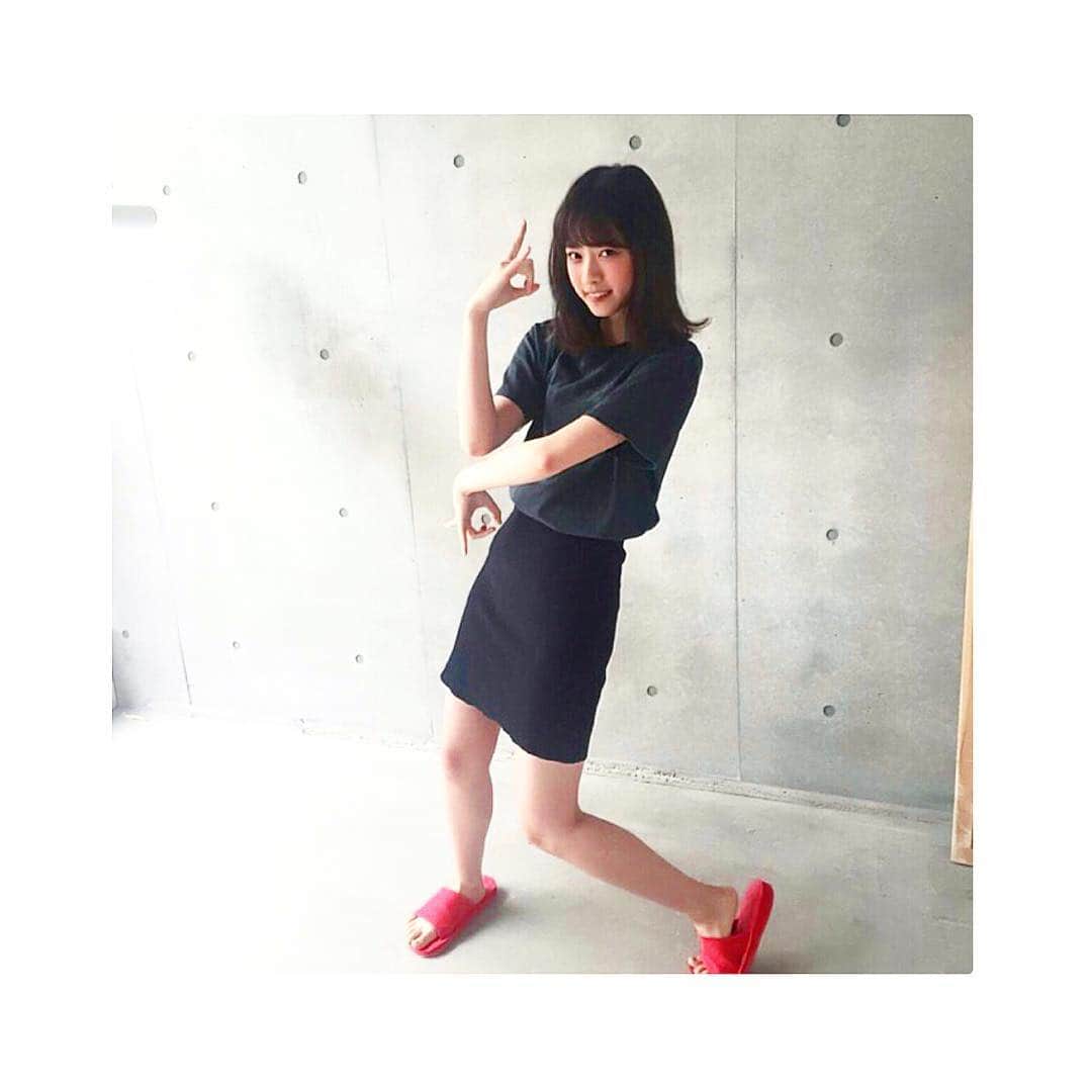 乃木坂46 のぎのぎのインスタグラム：「⊿⊿⊿ 最近のマイブーム ジョジョ、くるみパン、コーヒー、緑茶 どうでもいい情報でした✨ . このジョジョ立ちは誰だかまだ全然知らない。 #乃木坂46#nogizaka46#ジョジョ#JOJO #西野七瀬#nanasenishino#なぁちゃん #アイドル#モデル#可愛い#笑顔#ジョジョ立ち #idol#model#kawaii#cute#girl#smile #japan#japanese#japanesegirl #20160909」