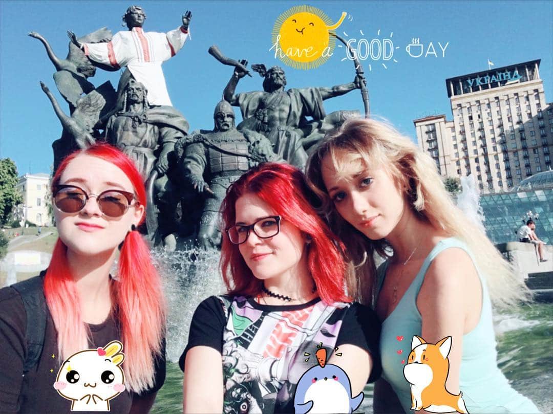 Meepo Team Dota2のインスタグラム：「✨ we're in the Kiev!!! #meepoteam @youtuuu @noelsama @nekki_ki」