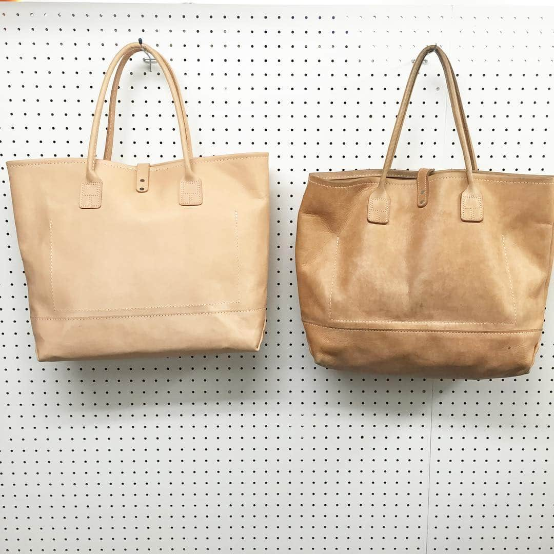 Heritage Leather Co. のインスタグラム：「Before After. #heritageleatherco #naturalvegetableleather #allleathertotobag #countyline」