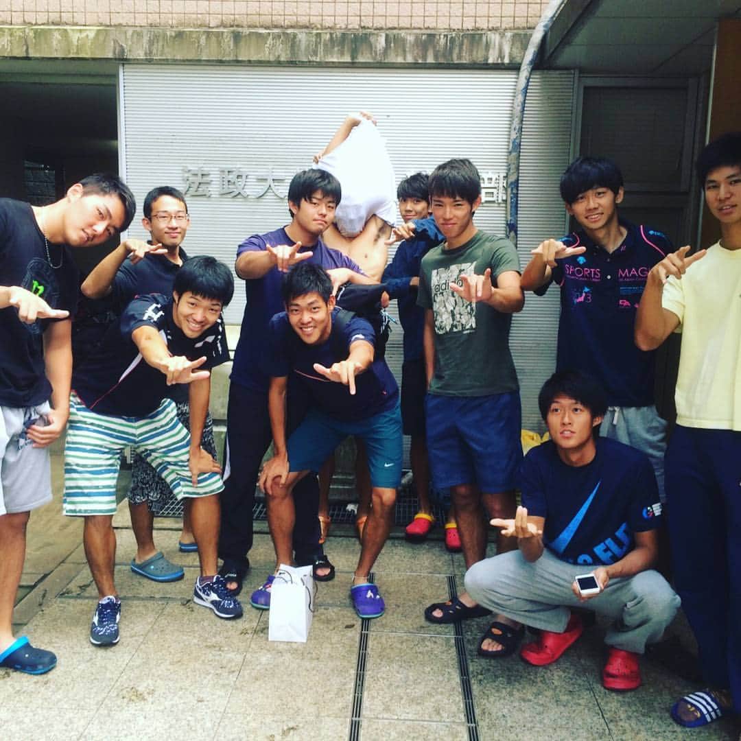 長田拓也のインスタグラム：「お世話になりました！ #退寮 #法政陸上部 #思い出 #たくさん #寂しい #最後は #濱井と退寮 #食当ペア #手伝ってくれた後輩 #ありがとう #207会したいな」