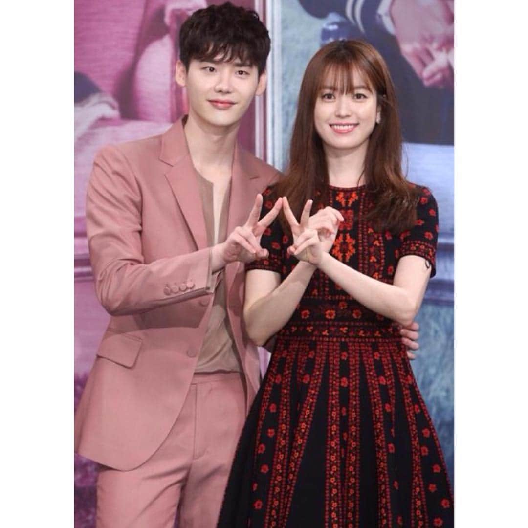 のインスタグラム：「#leejongsuk #hanhyojoo #w #wtwoworlds #jongjoocouple」