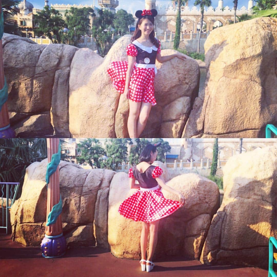 七尾エレナのインスタグラム：「Happy Birthday Kaho🎂🎉 ＊ ミニーちゃんのコスプレして 27歳のお誕生日を全力でお祝い*\(^o^)/*笑 ＊ #happybirthday #bf👭 #disneysea #halloween」