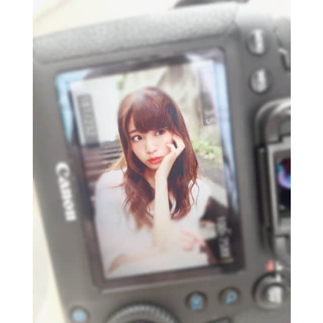 志田友美（ゆうみん）のインスタグラム：「今日発売🔎 『CIRCUS MAX』10月号（KKベストセラーズ） 「この美女が来る」企画に掲載されました❤️❤️ みんな見てね🎈」