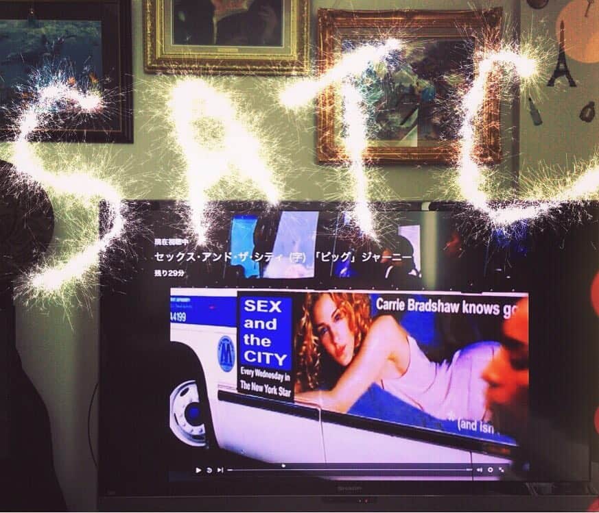 星野ナミのインスタグラム：「I'm hooked on SATC💛It's very helpful for various reasons. Especially,I love Samantha💛 #i #love #satc #and #samantha #💛」
