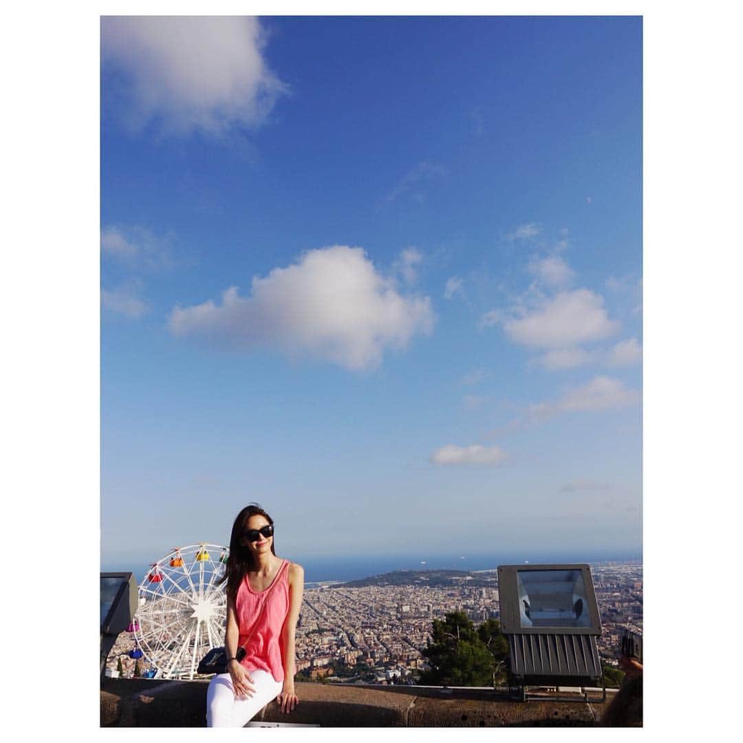 ユナさんのインスタグラム写真 - (ユナInstagram)「sky☁️ #barcelona #tibidabo #융스타그램」9月13日 3時30分 - yoona__lim