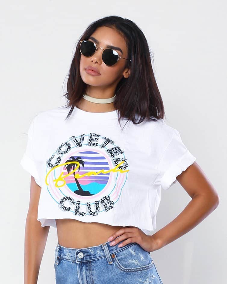 Coveted Societyのインスタグラム：「@pizzapizza_nisa is part of the Coveted Beach Club, why aren't you!? Check out our new crop tops! 🔥🔥🔥 Available now on our site 💪🏼」