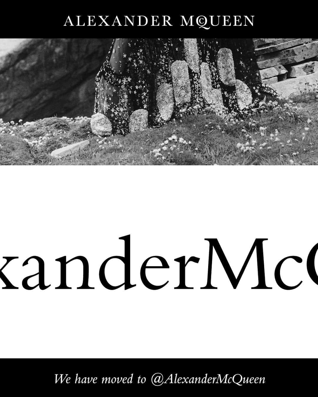 アレキサンダー・マックイーンさんのインスタグラム写真 - (アレキサンダー・マックイーンInstagram)「You can now find us @alexandermcqueen」9月16日 0時05分 - worldmcqueen