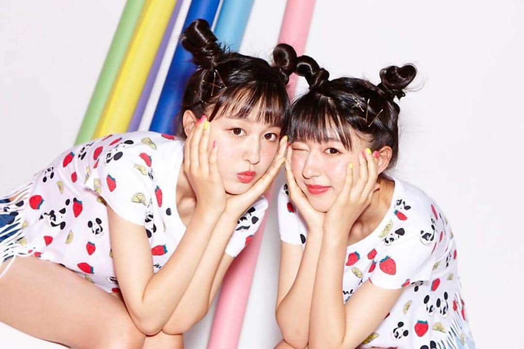 りかりこのインスタグラム：「#exrikariko #rikariko #rika #riko #ppap #pen #apple #pineapple #applepen #pineapplepen #pineapplepenapplepen #ppapcover #ppapparody #ppapfunny #ppaphot #ppapsexy #ppapgirl #cutegirl #funnygirl #beautifulgirl #twingirl #sexygirl #japangirl #twin #girl #japan #love #photo #photoshoot #magazine」
