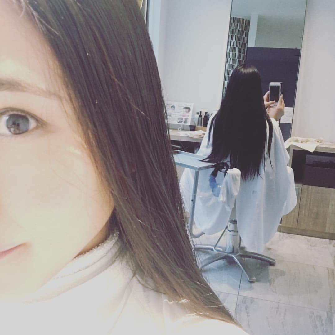 辻恵子さんのインスタグラム写真 - (辻恵子Instagram)「see you my hair... thank you😆😆💕💕 #BbyC #cut #myhair #thanks #longhair #Tokyo」9月17日 13時25分 - tuji_keiko