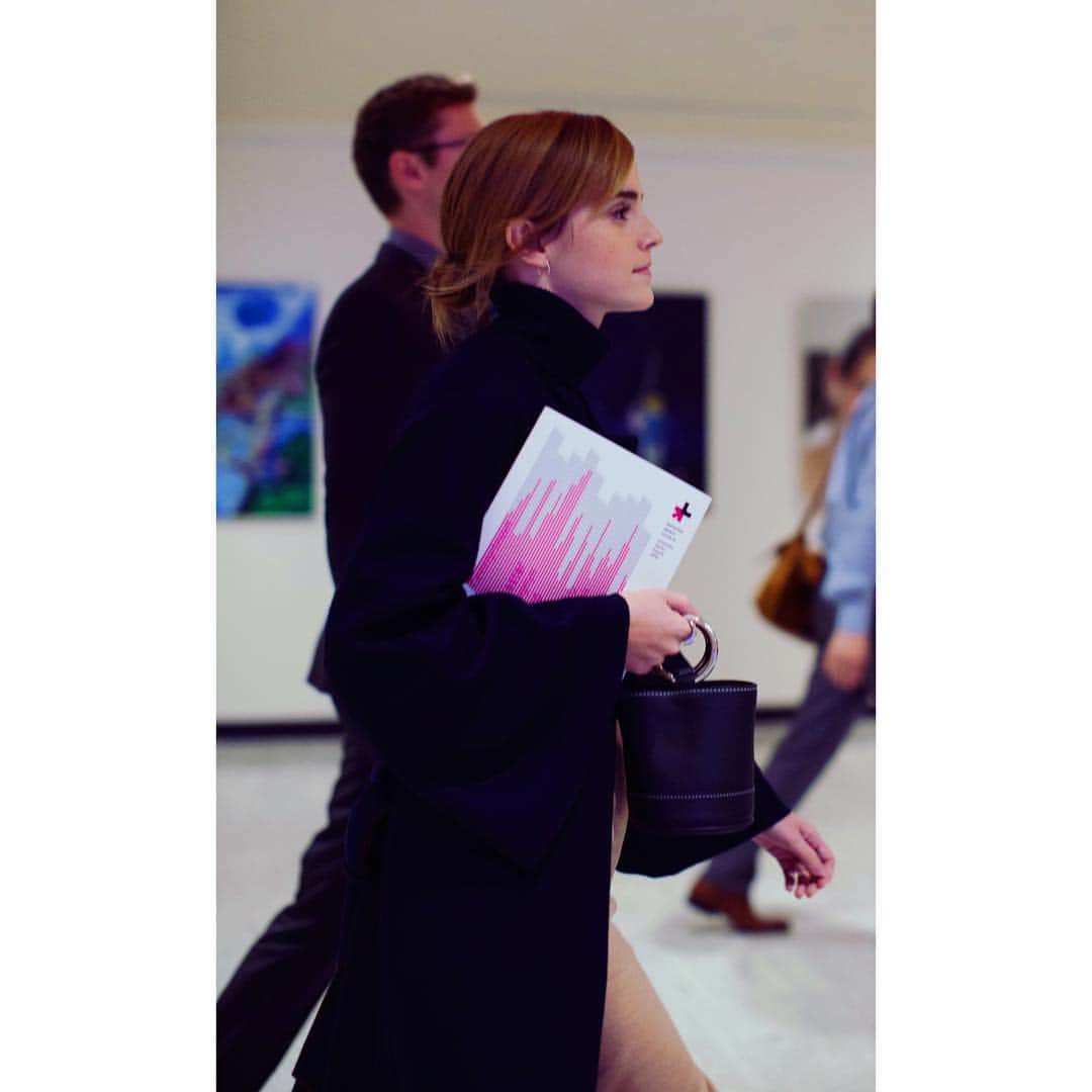 エマ・ワトソンのインスタグラム：「On my way to launch #Impact10x10x10 University Parity report at @unitednations HQ earlier this morning! #HeForShe @zady」