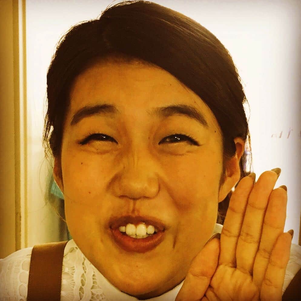 有吉弘行さんのインスタグラム写真 - (有吉弘行Instagram)「よこさわ  #さわちゃん」9月23日 8時56分 - ariyoshihiroiki