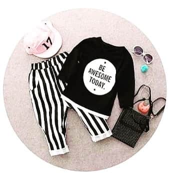 mbokのインスタグラム：「A22韓国子供服ロンTブラック130cm♪ 1,000円☆ http://www.mbok.jp/item/item_483711141.html #今日の服 #ootd #今日のコーデ #コーデ #コーディネート #子供服 #キッズコーデ #ロンt #韓国 #カワイイ #秋コーデ #置き画 #置き画くら部 #置き画倶楽部 #モバオク #オークション #coordinate #ファッション #fashion #photo #wear」