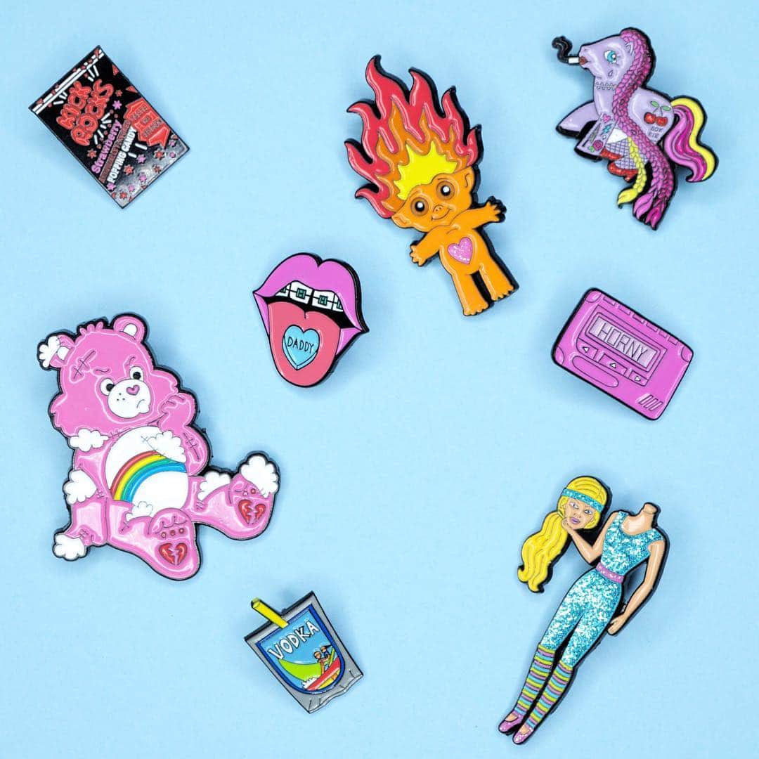 Coveted Societyのインスタグラム：「All the rad #pins from our collab with @laserkitten💕 we had so much fun working on these babies 😜 #90s #twisted #nostalgia collect them all now available at www.covetedsociety.com」