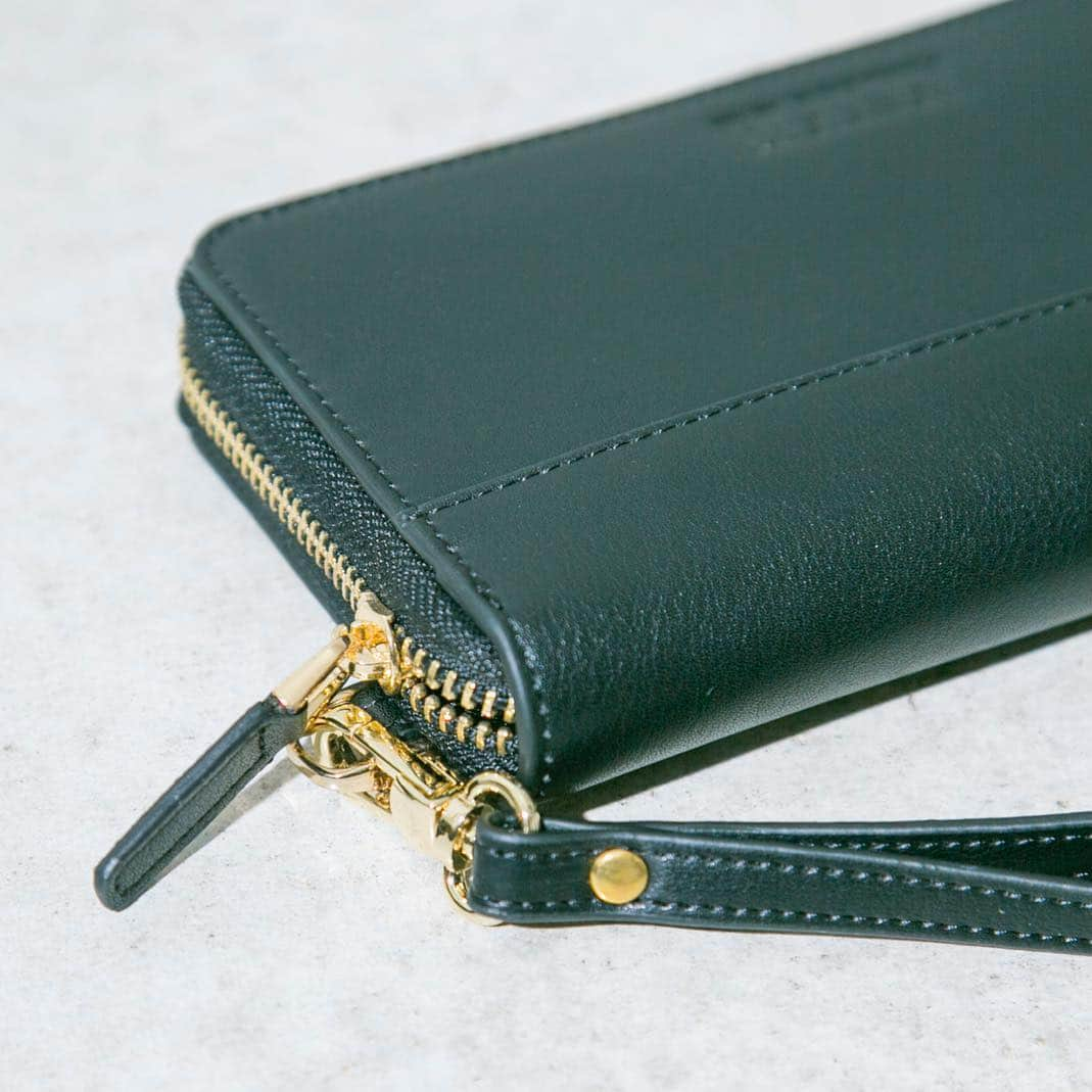 BLIXZYのインスタグラム：「WALLET PRICE : ¥10,800 COLOR : BLACK #BLIXZY #BLIXZY_TOKYO」