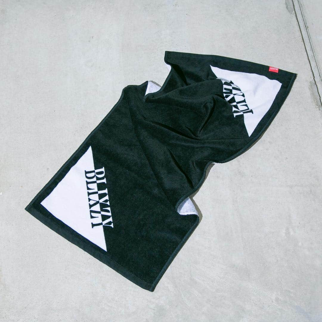 BLIXZYのインスタグラム：「BLIXZY SWITCHOVER TOWEL PRICE : ¥2,160 COLOR : BLACK #BLIXZY #BLIXZY_TOKYO」