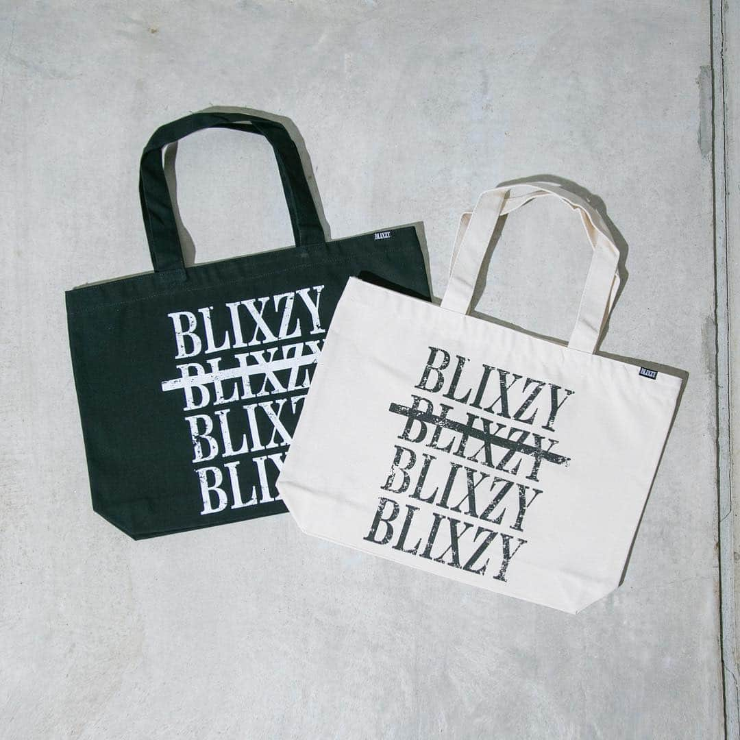 BLIXZYのインスタグラム：「TOTE BAG PRICE : ¥3,240 COLOR : WHITE / BLACK #BLIXZY #BLIXZY_TOKYO」