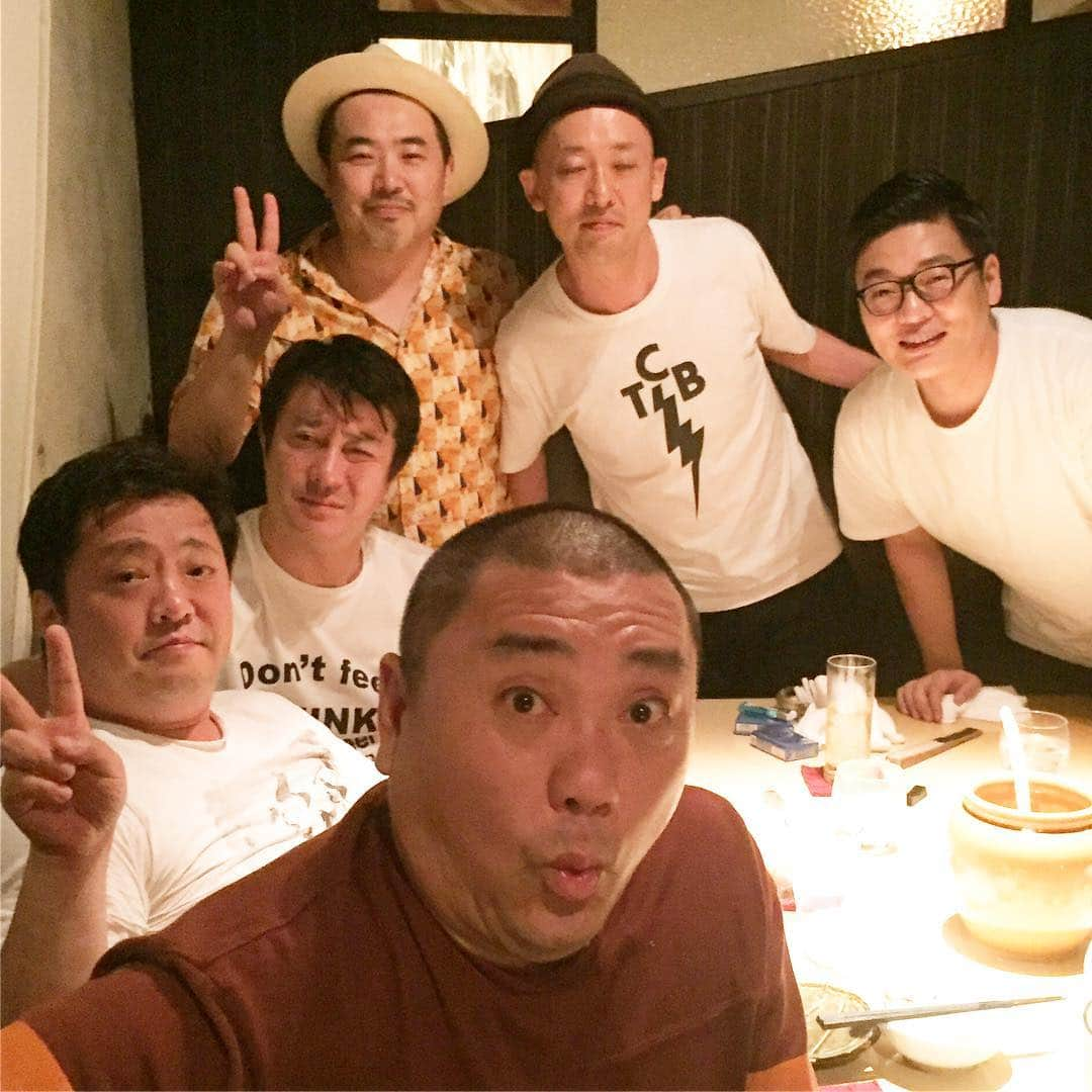 山本圭壱さんのインスタグラム写真 - (山本圭壱Instagram)「極楽とんぼLIVE 名古屋 お疲れ様でした！ #鈴木工務店 #石原健次 #オークラ」9月25日 4時10分 - yamamogt