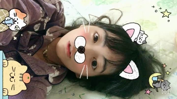 うえむらちかのインスタグラム：「最近のアプリは凄いの巻w  #b612」