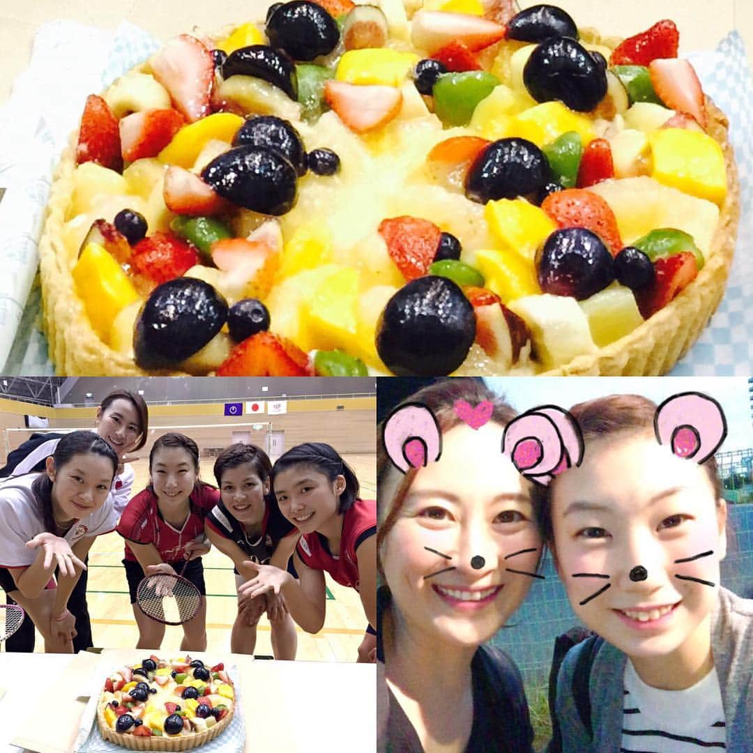 のインスタグラム：「大好きなキルフェボンのタルトを差し入れしていただきましたー♡ホールってテンション上がる！#キルフェボン#フルーツタルト」