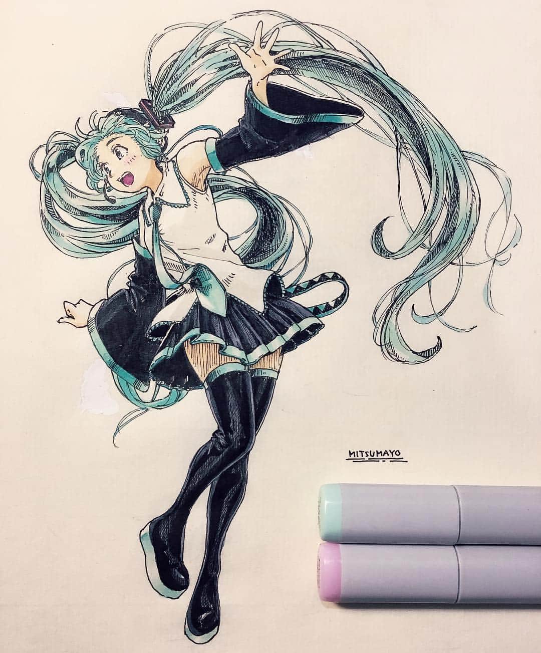 みつまよのインスタグラム：「塗るつもりなかったけど、塗りました。(sub account👉@mitsumayo_off)」
