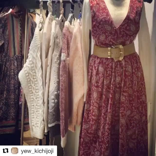 吉祥寺PARCOのインスタグラム：「【4階 yew】 #Repost @yew_kichijoji with @repostapp ・・・ . 秋冬物商品、100点以上の 大 量 入 荷 しました！！🍂👗🎃 . ニット、羽織もの、冬物小物系… これからの季節大活躍のアイテムばかりですっ！💓 . 今回は動画にて 店内の様子をチラ見せしますっ☺️✨✨ . #yew #ユー#古着屋ユー #吉祥寺古着屋 #吉祥寺#kichijoji #吉祥寺パルコ#parco #used #vintage#old #古着女子#古着男子 #古着 #remakeitem #ヴィンテージ」