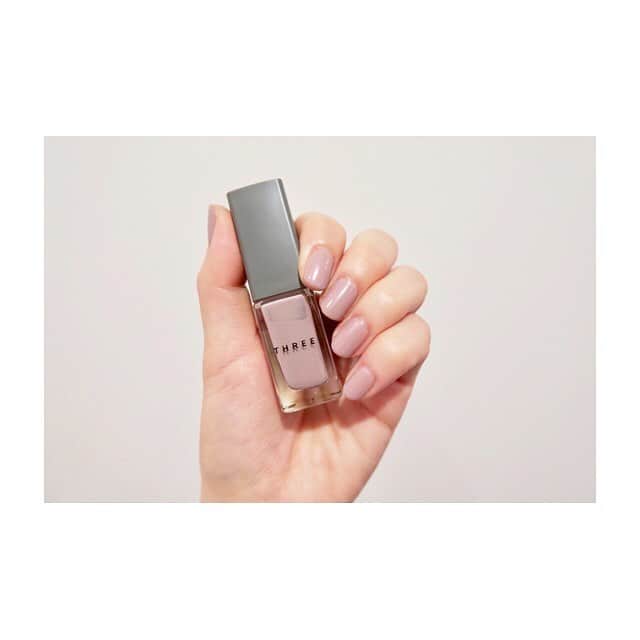 平有紀子さんのインスタグラム写真 平有紀子instagram Three ネイルポリッシュ 47 Clouded Soul ちょっとピンクがかったようなベージュで落ち着いてるけど華やかさもある色 画像は二度塗り トップコート Nail Nails セルフ ネイル マニキュア