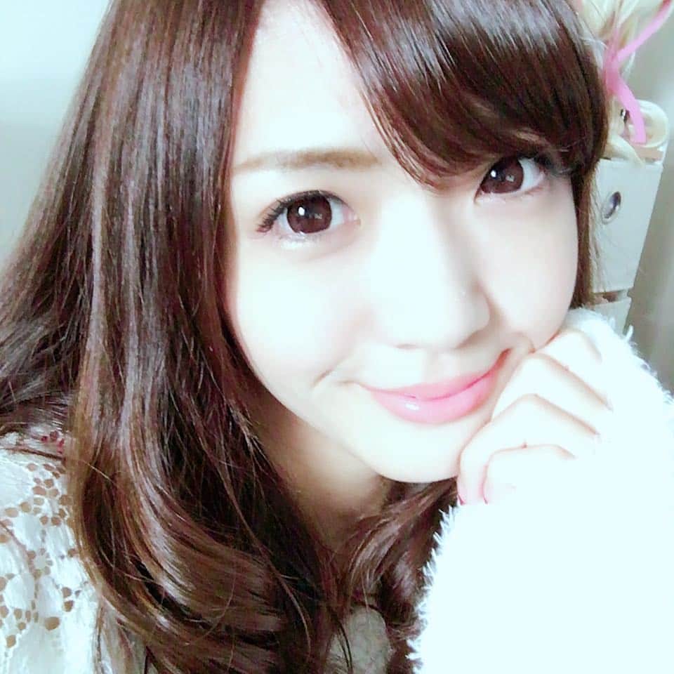 青山はなのインスタグラム：「#秋冬コーデ  寒いよね^o^」