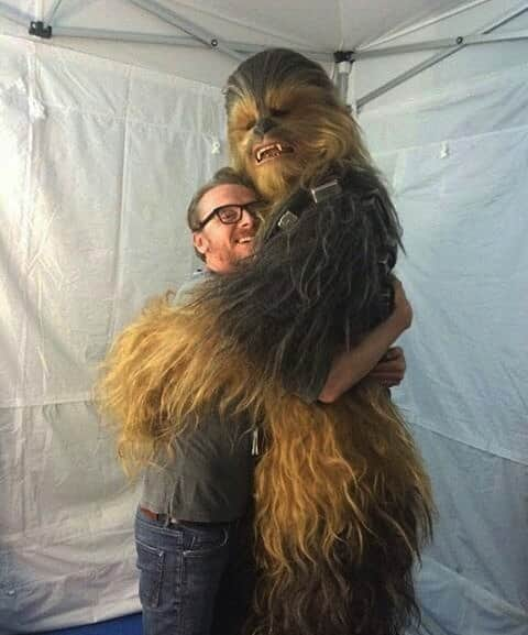 サイモン・ペグのインスタグラム：「Thank you so much for 18k!! I never thought this account would go anywhere🌹 #simonpegg#chewbacca#cutie#thankyou#18k#wow」