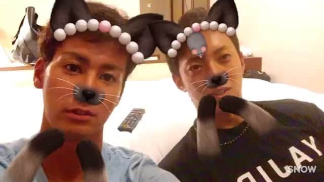 森雄大のインスタグラム：「横山さんが変なアプリを教えてきました。横山さんは濱矢さんに教えてもらいました。僕は知りませんでした。 #森雄大 #横山貴明」