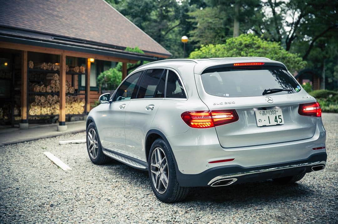 のインスタグラム：「GLC×キャンプ🏕  #GLC #那須高原 #キャンプ #栃木 #旅行 #車 #自然 #camp #drive #trip #car #nature #cool #メルセデス #ベンツ #メルセデスベンツ #Mercedes #Benz #MercedesBenz #japan #🏕 #⛺️」