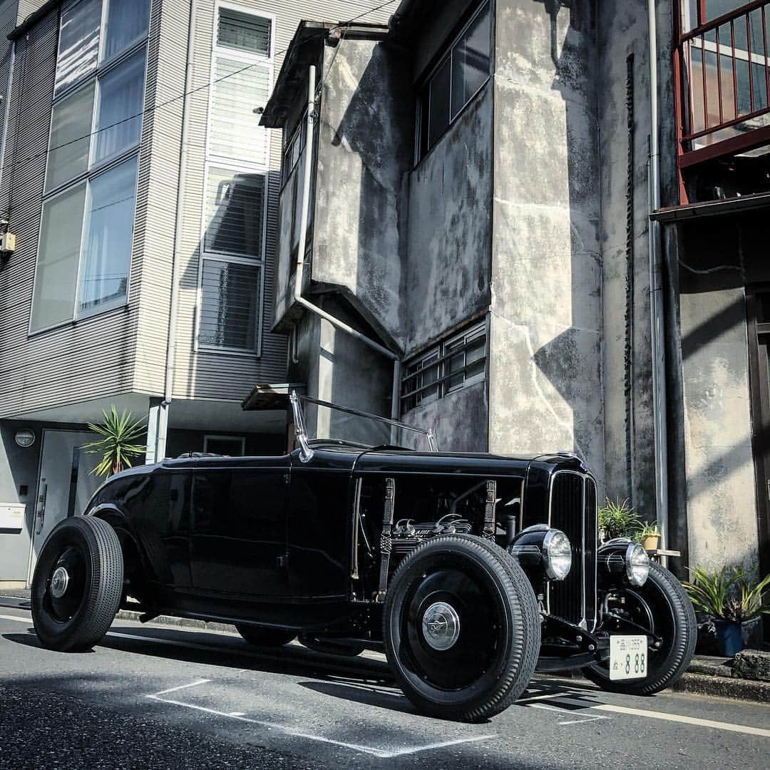 滝沢伸介さんのインスタグラム写真 - (滝沢伸介Instagram)「Roadster Tuesday. #ford #roadster #tokyo #tuesday #onafineday」10月4日 8時54分 - sin_takizawa