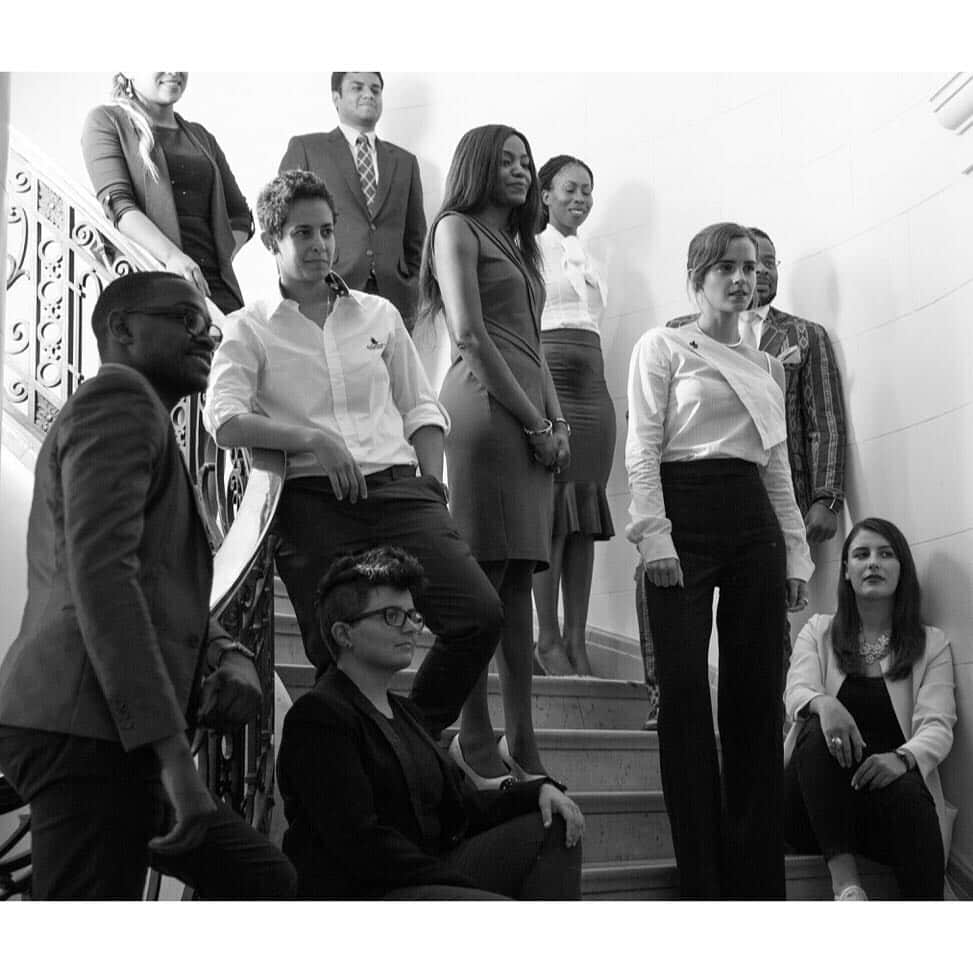 エマ・ワトソンのインスタグラム：「Inspiring and so fun to meet with my @oneyoungworld Ottawa scholars. Proud of each and every one of them, and looking forward to see how their activism develops from here. #goal5 #heforshe #equality」