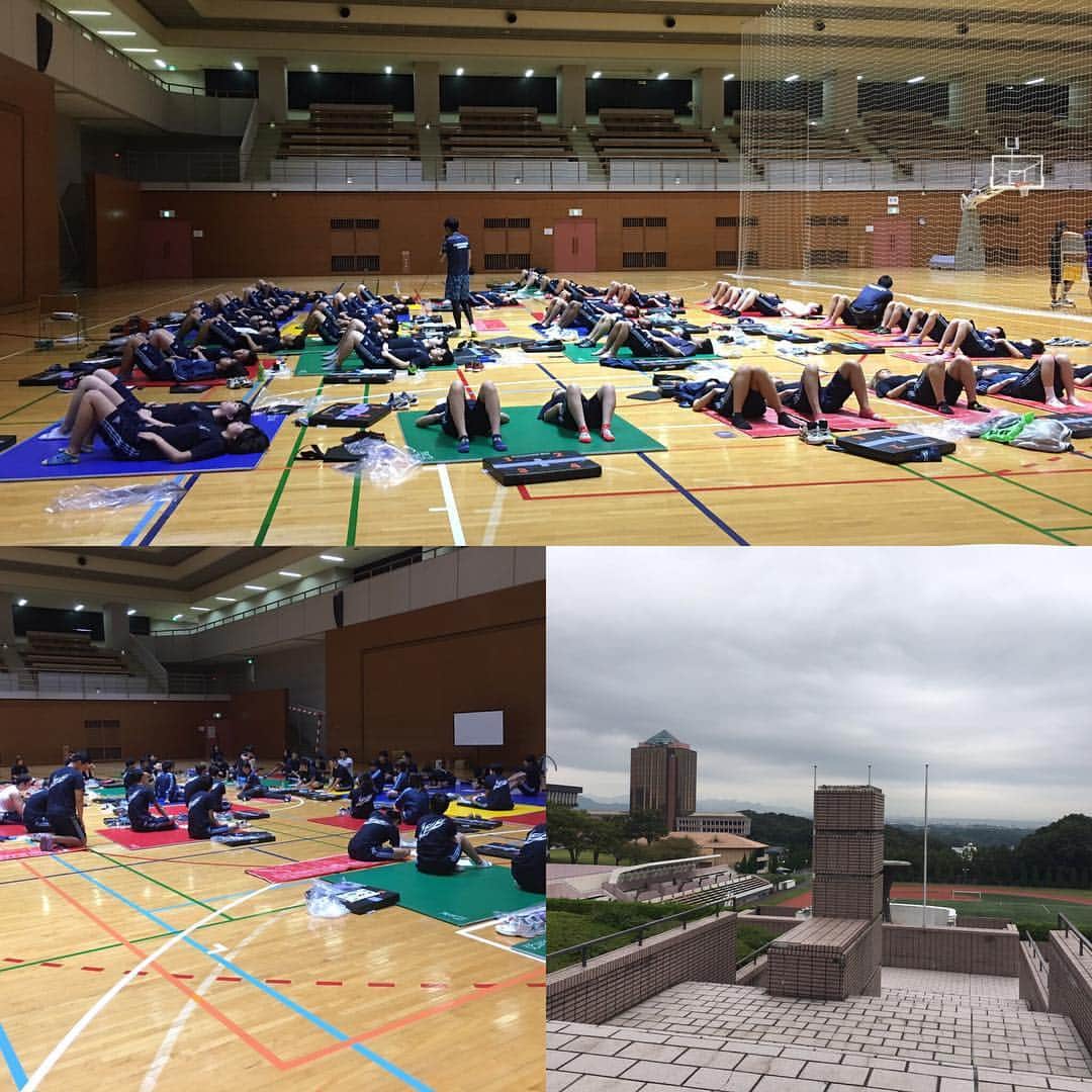 のインスタグラム：「今日は八王子にある日本工学院専門学校にてKOBA式体幹バランストレーニングBライセンスの授業です。  皆んな頑張って👍  #kobaトレ #koba式体幹トレーニング #日本工学院八王子専門学校」