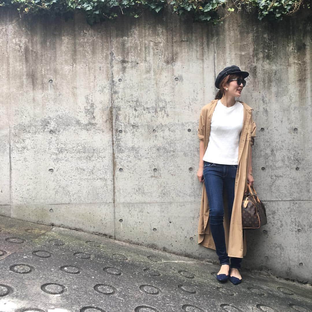 Tomomi Tomomi Narimatsuのインスタグラム：「. 久々#ootd 雨ばっかりでヤダヤダヤダ(｡-_-｡) . #jantiques#ragandbone#tommorowland#jimmychoo#コーデ」