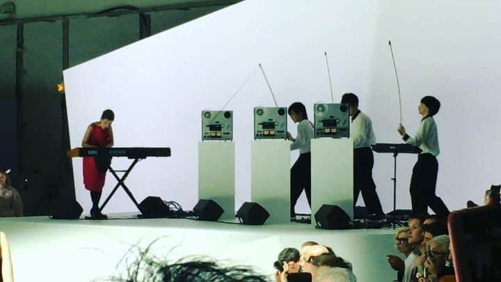 栄田祥子のインスタグラム：「🌬musiest music 🌨 #isseymiyake #openreelensemble #pfw」