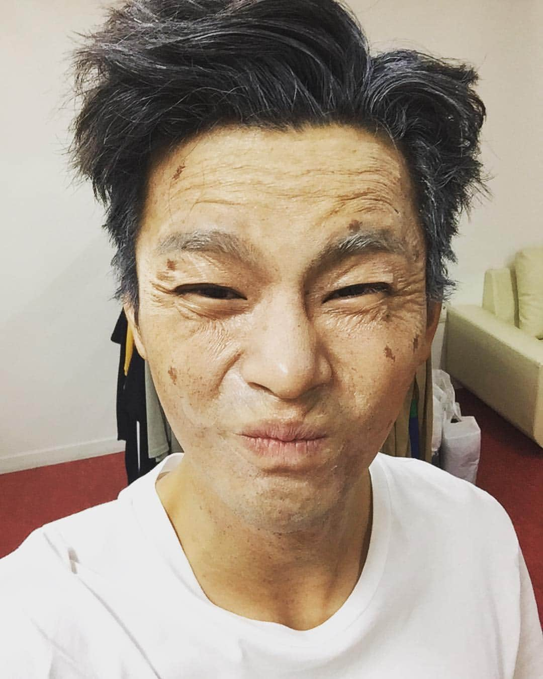 ソ・イングクさんのインスタグラム写真 - (ソ・イングクInstagram)「오늘한다 #쇼핑왕루이 #루이할배#난이렇게늙는건가#할배」10月6日 13時19分 - seo_cccc