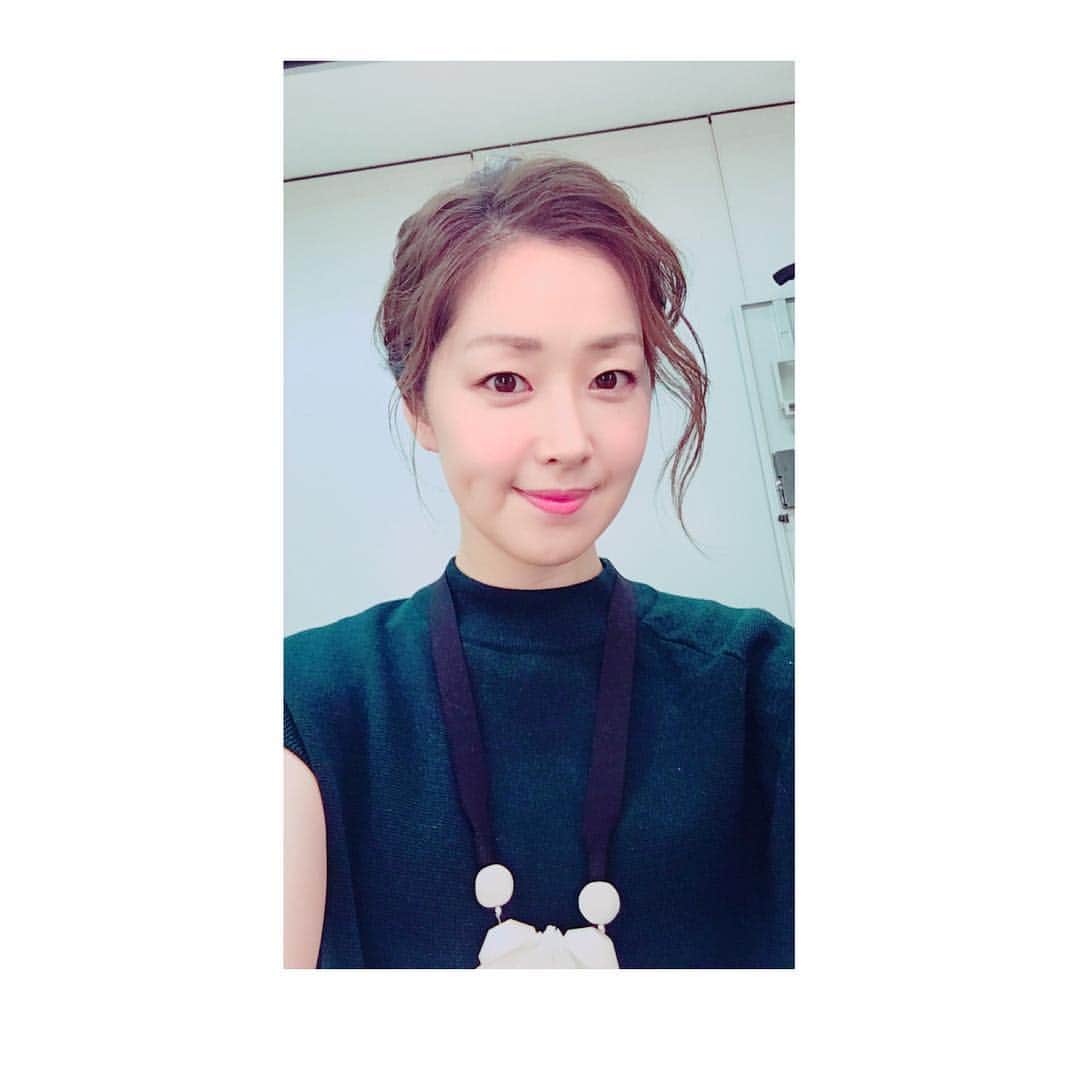笛木優子のインスタグラム：「いよいよ今度の月曜日に 三越劇場にて逢いたくて… の朗読劇があります📖🎀 13時、17時公演です🍒 良かったら来て下さい🤗 #逢いたくて#エンフォルド#enfold」