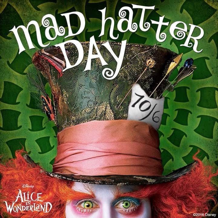 Disney Aliceのインスタグラム：「It's OK to go a little mad today - it's #MadHatterDay! 🎩」